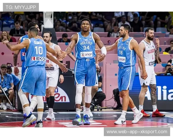 马穆点赞巴恩斯！直面字母哥仍敢于迎难而上领袖气质拉满