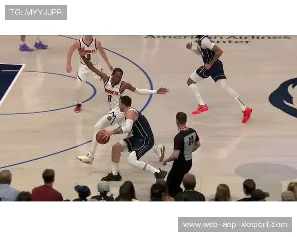 NBA球星后撤步三分炸裂，解说吼到破音