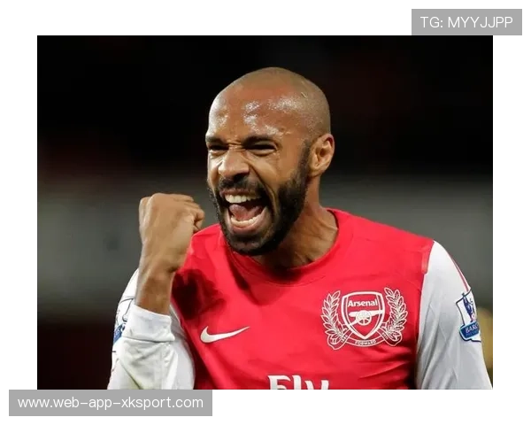 阿森纳中场节奏控制完美，球队越踢越顺，阿森纳中场名宿